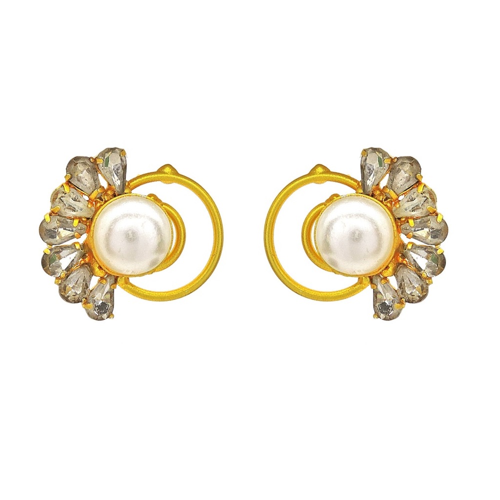 Mirrored Pearl Stud.